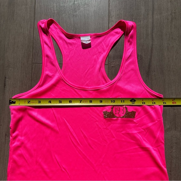 Rundisney inspired tank top - size small - Picture 2 of 4